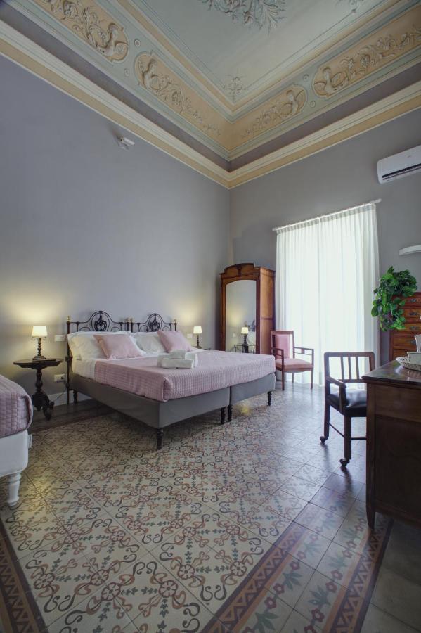 Palazzo Pastura B&B And Apartments CTA Eksteriør bilde