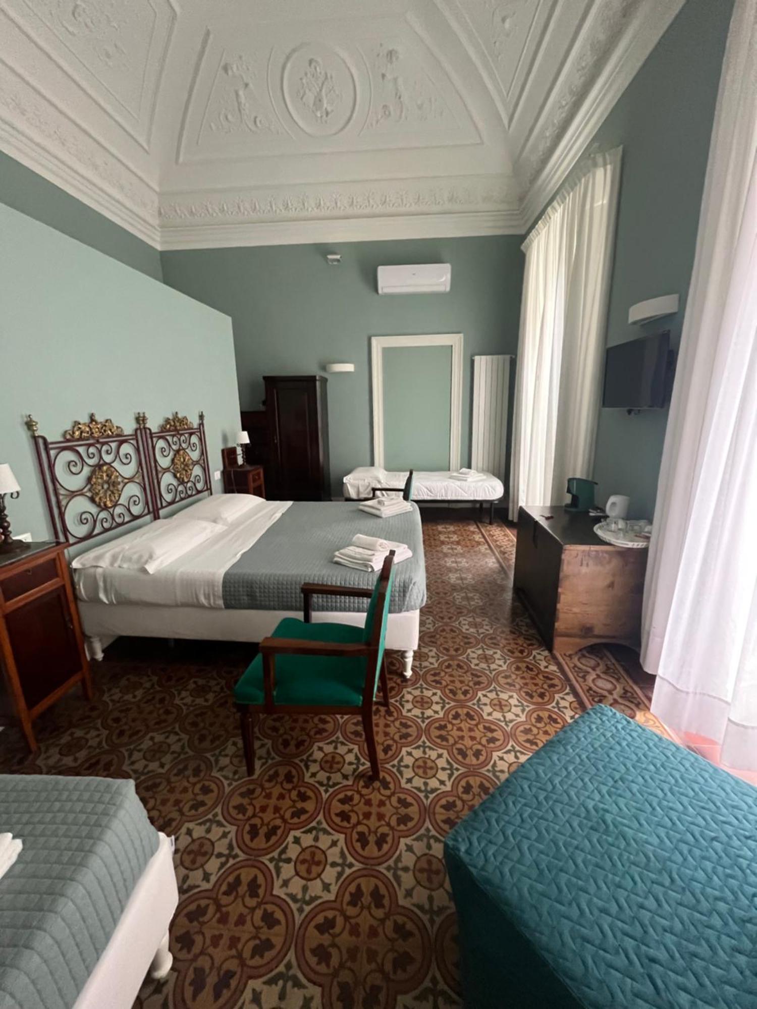 Palazzo Pastura B&B And Apartments CTA Eksteriør bilde